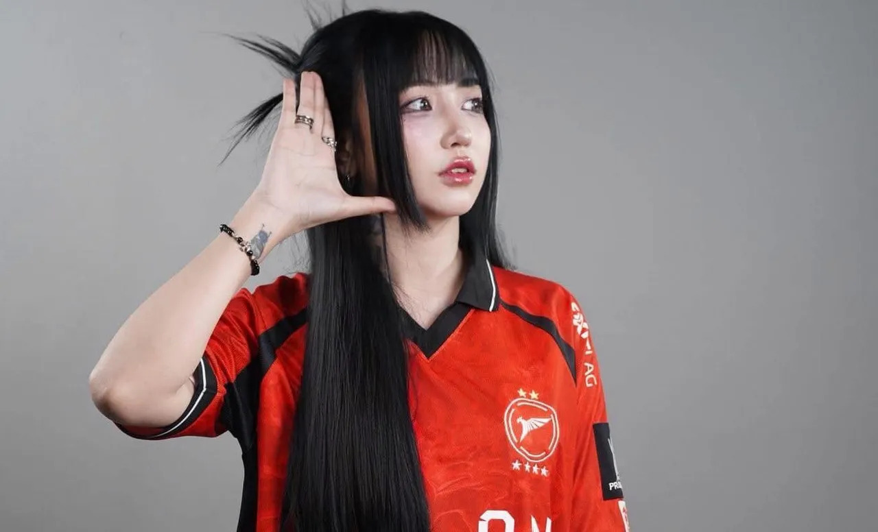 Hot girl eSports Th&aacute;i Lan gian lận trước Việt Nam nhận &aacute;n phạt nặng nhất lịch sử, bị cả đất nước d&egrave; bỉu  - Ảnh 2