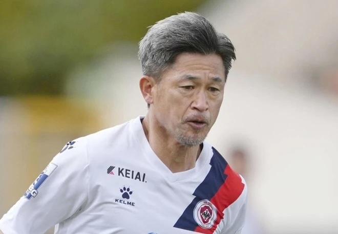 Miura, c&acirc;y trường sinh của b&oacute;ng đ&aacute; thế giới.