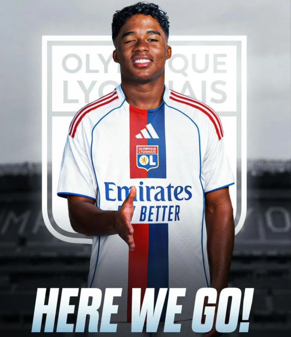 Bản tin Real Madrid 24/12: Vinicius &lsquo;đi đ&ecirc;m&rsquo; với 3 &ocirc;ng lớn Ngoại hạng Anh, Endrick ch&iacute;nh thức &lsquo;bật b&atilde;i&rsquo; sang Lyon - Ảnh 2