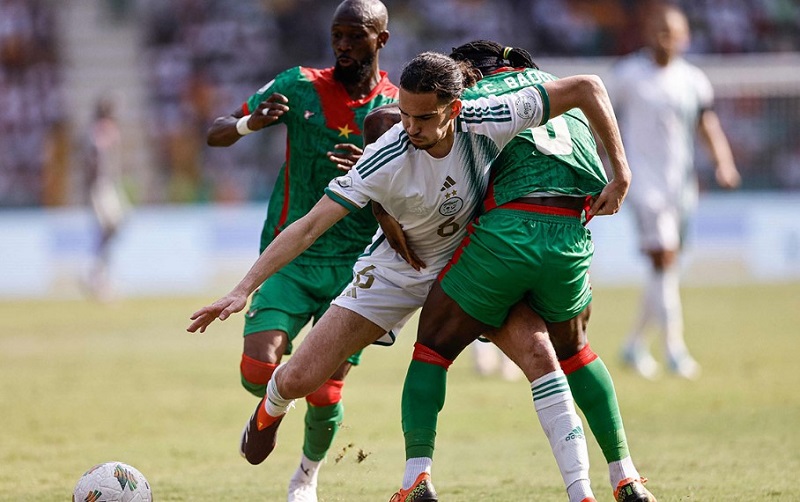 Nhận định, Soi tỷ lệ k&egrave;o Algeria vs Burkina Faso 0h30 ng&agrave;y 29/12: Chia sẻ ng&ocirc;i đầu - Ảnh 2