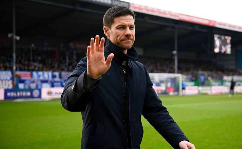 CH&Iacute;NH THỨC: Real Madrid chia tay Xabi Alonso, người thay thế l&agrave; gương mặt &iacute;t ai ngờ tới  - Ảnh 1