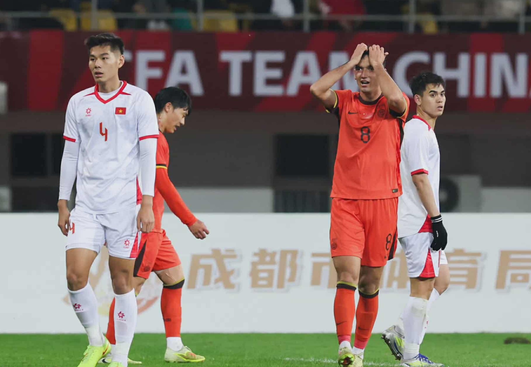 U23 Trung Quốc gi&agrave;nh v&eacute; tứ kết, fan Trung ngay lập tức n&oacute;i lời n&agrave;y d&agrave;nh cho U23 Việt Nam - Ảnh 2