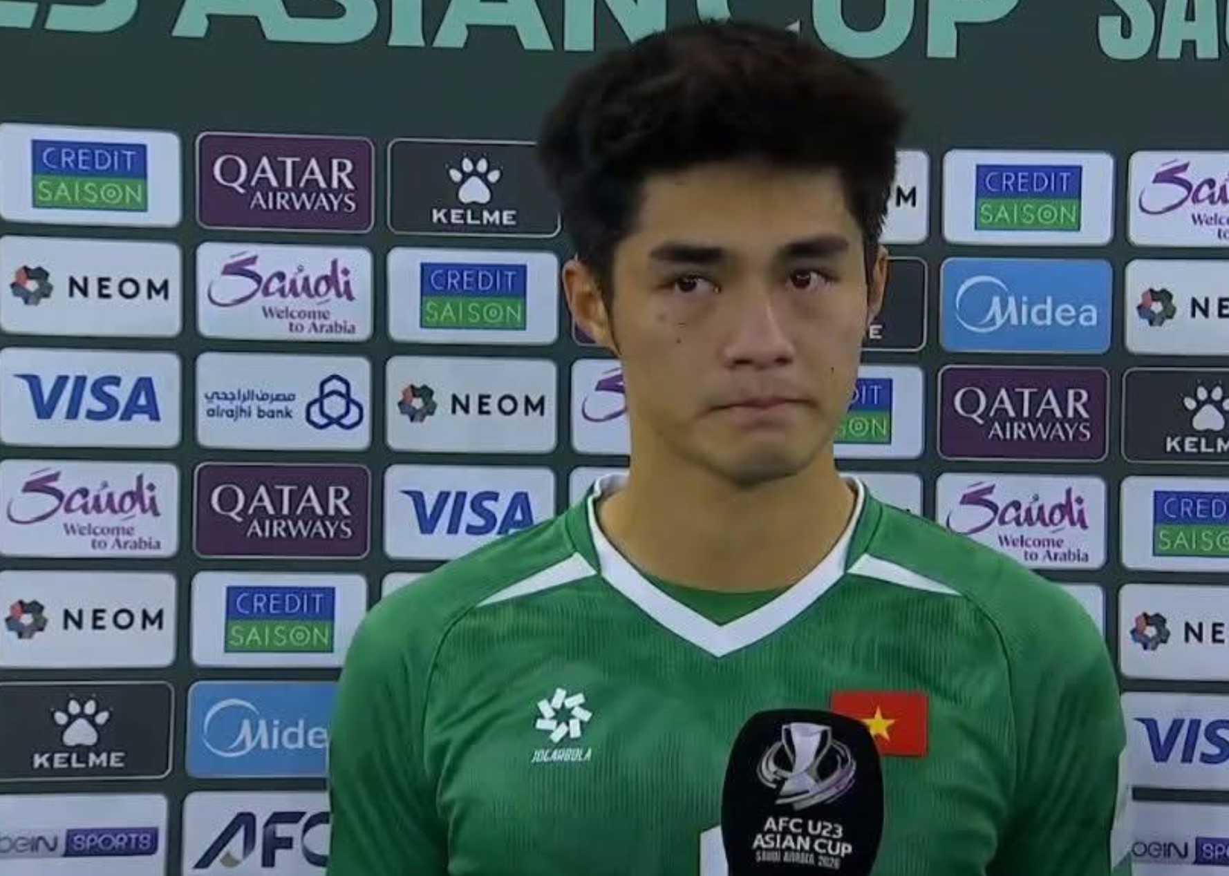 Trung Ki&ecirc;n bật kh&oacute;c, gửi lời nhắn tới CĐV sau trận U23 Việt Nam thua U23 Trung Quốc - Ảnh 1