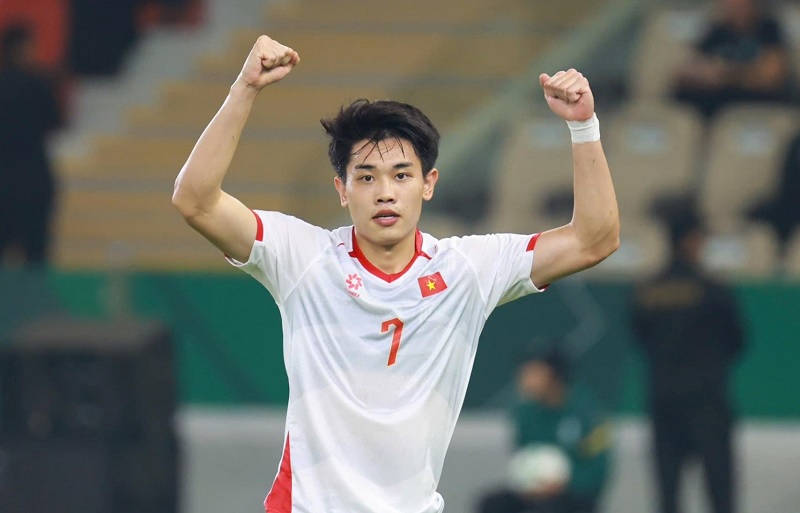 Đ&igrave;nh Bắc bỏ xa thủ m&ocirc;n Trung Quốc v&agrave; &lsquo;s&aacute;t thủ&rsquo; h&agrave;ng đầu Nhật Bản, một m&igrave;nh một ngựa ở cuộc đua danh gi&aacute; của AFC - Ảnh 3