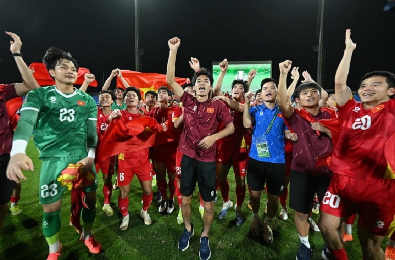 Fanpage bất ngờ &lsquo;bay m&agrave;u&rsquo;, VFF ph&aacute;t đi th&ocirc;ng b&aacute;o khẩn ngay trong đ&ecirc;m - Ảnh 2