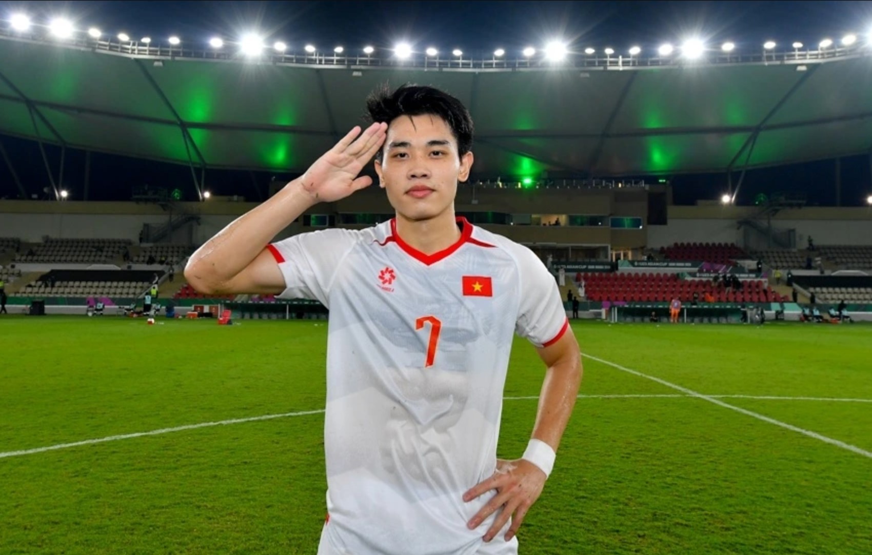 CH&Iacute;NH THỨC: Đ&igrave;nh Bắc đoạt danh hiệu cao qu&yacute; nhất năm 2025, mọi vận động vi&ecirc;n đều phải mơ ước - Ảnh 3