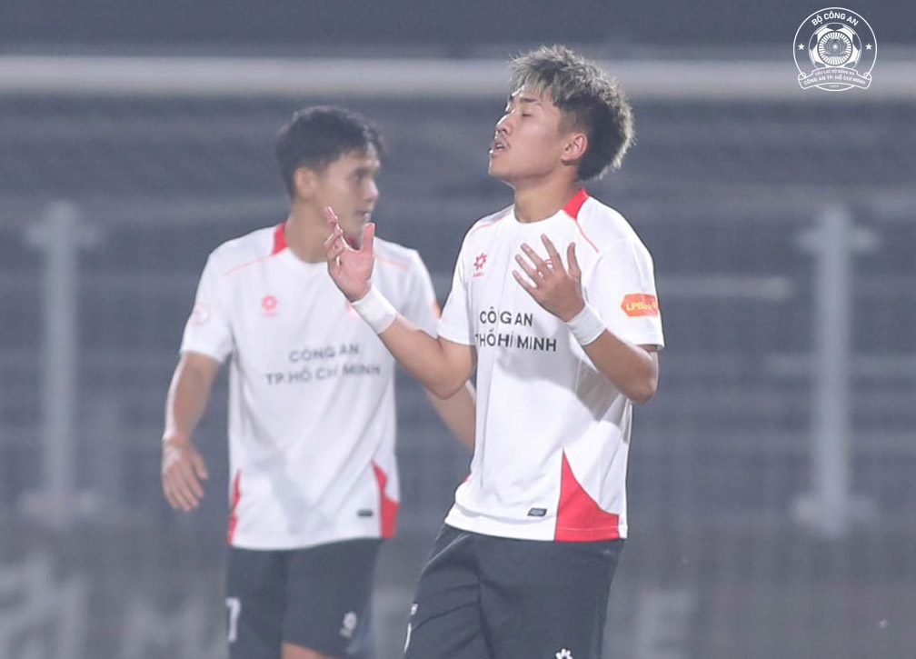 Sao trẻ Việt kiều nhắn nhủ đến HLV Kim Sang Sik sau khi 'quẩy' tưng bừng ở V.League - Ảnh 2