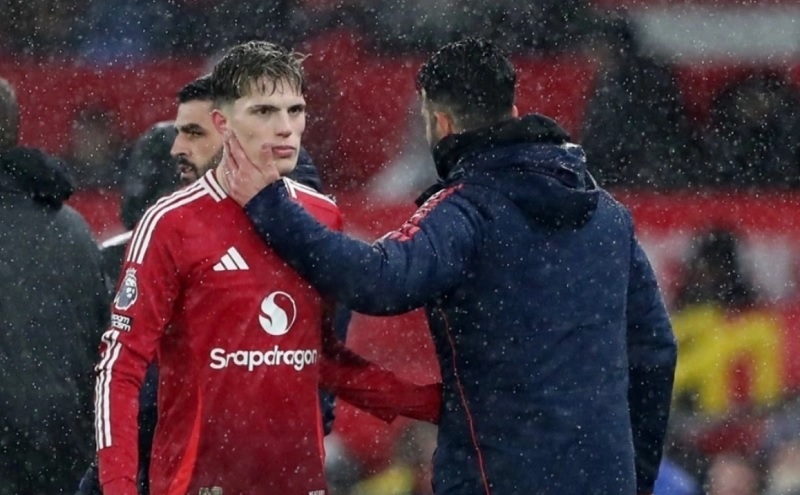 Mỉa mai M.U trước trận đại chiến Arsenal, Garnacho nhận c&aacute;i kết đắng - Ảnh 2