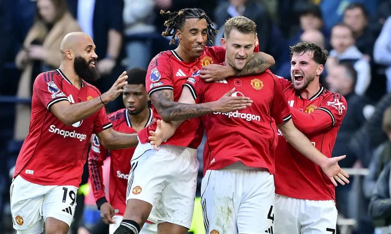 Bản tin MU 5/2: Quỷ đỏ gặp biến cố nh&acirc;n sự, đại chiến với Tottenham th&ecirc;m phần căng thẳng - Ảnh 4