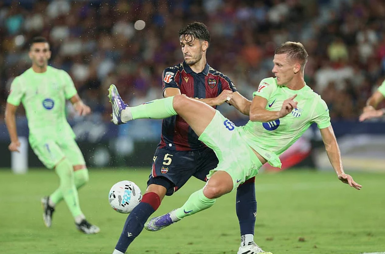 Soi k&egrave;o phạt g&oacute;c Barcelona vs Levante, 22h15 ng&agrave;y 22/2 - Ảnh 1