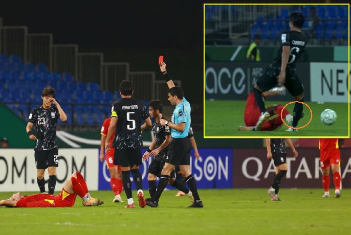 Bị thẻ đỏ rời sân, Đình Bắc nói lời thật lòng với đồng đội sau khi U23 Việt Nam xuất sắc giành Hạng 3 châu Á