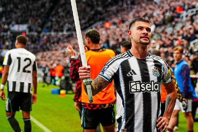 Soi kèo phạt góc Qarabag vs Newcastle, 00h45 ngày 19/2